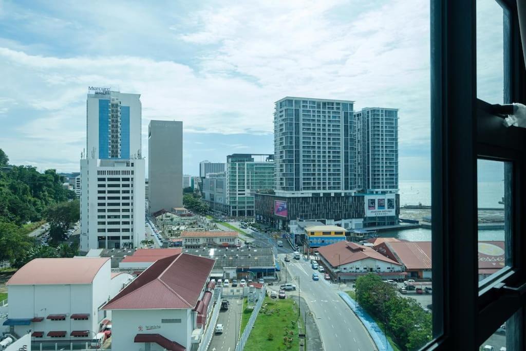 Jq#07 View Slide Loftbed 2r1b 5pax Near Suria Mall, Gaya St, Sicc