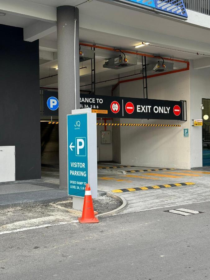 Jq#07 View Slide Loftbed 2r1b 5pax Near Suria Mall, Gaya St, Sicc *